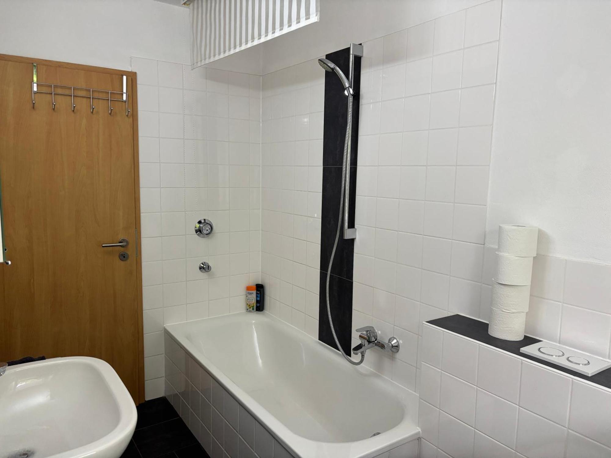 Cityloft Kassel 2 - Zentrale Unterkunft - Balkon - Netflix - Parkplatz ภายนอก รูปภาพ